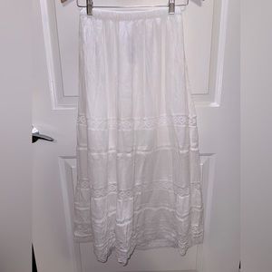 NWT Hollister White Maxi Skirt - Size S